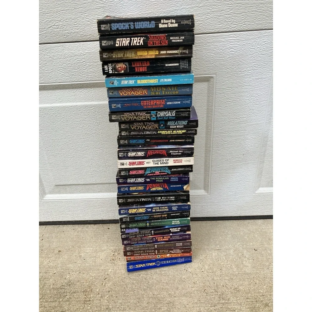Lot Of 29 Vintage Star Trek POCKET Books Paperback Next Gen,Voyager, Original